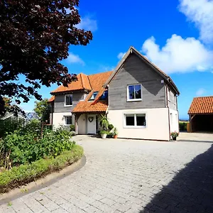 Hilltop House Holiday home