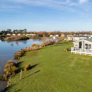 Primrose Valley Lakeside Campsite